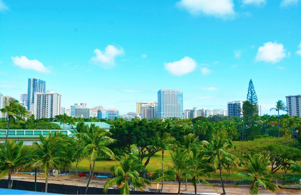 Gem Of Waikiki At Inn On The Park โฮโนลูลู ภายนอก รูปภาพ