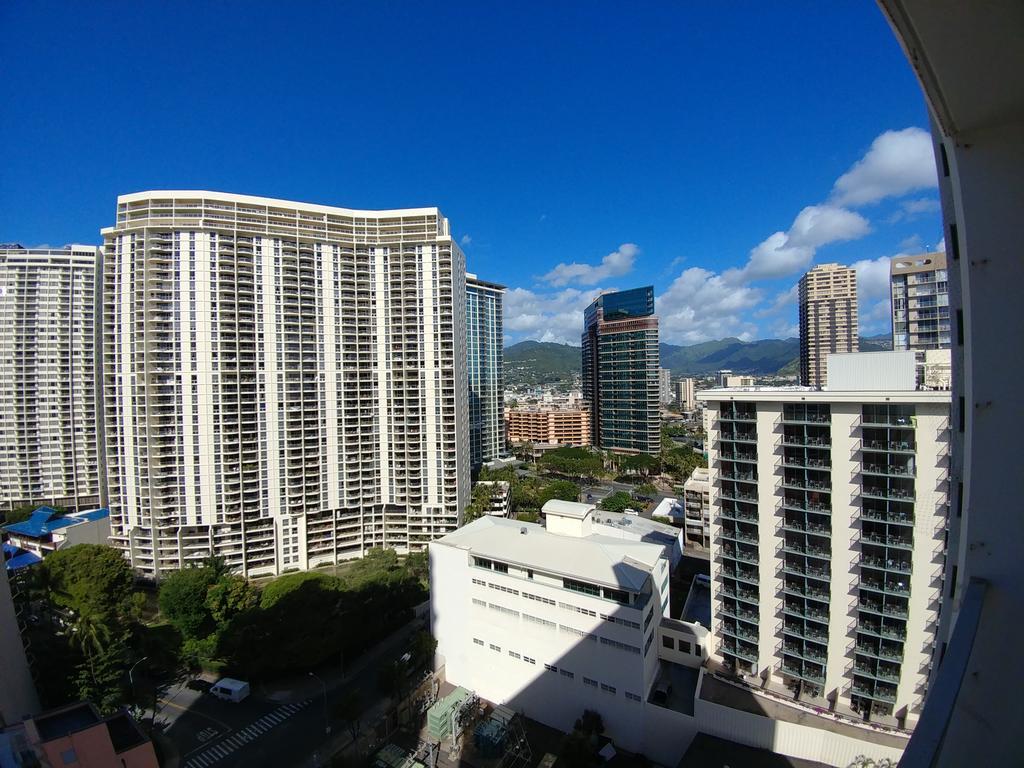 Gem Of Waikiki At Inn On The Park โฮโนลูลู ภายนอก รูปภาพ