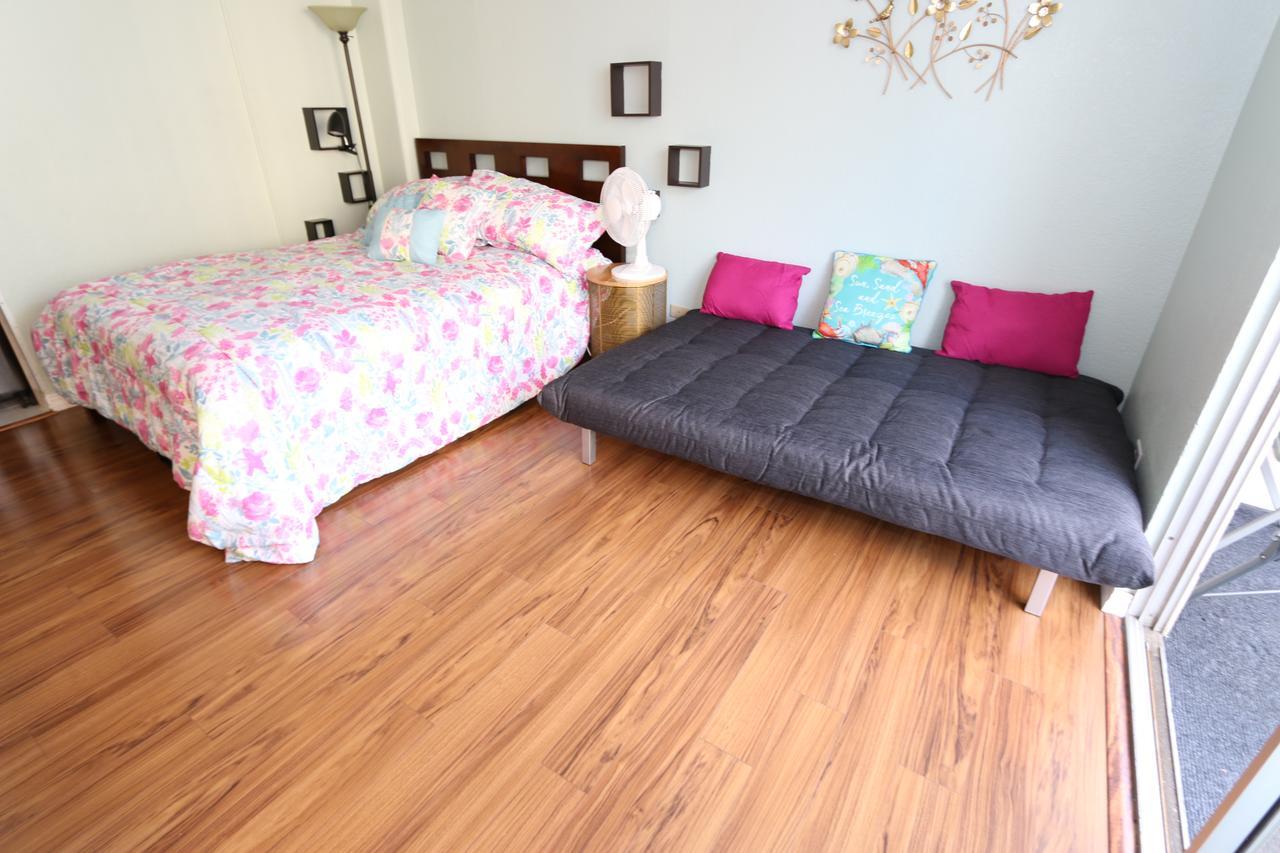 Gem Of Waikiki At Inn On The Park โฮโนลูลู ภายนอก รูปภาพ
